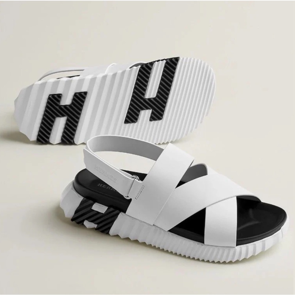NEW Hermes Electric White and Black Leather H Sandals - Picture 15 of 15